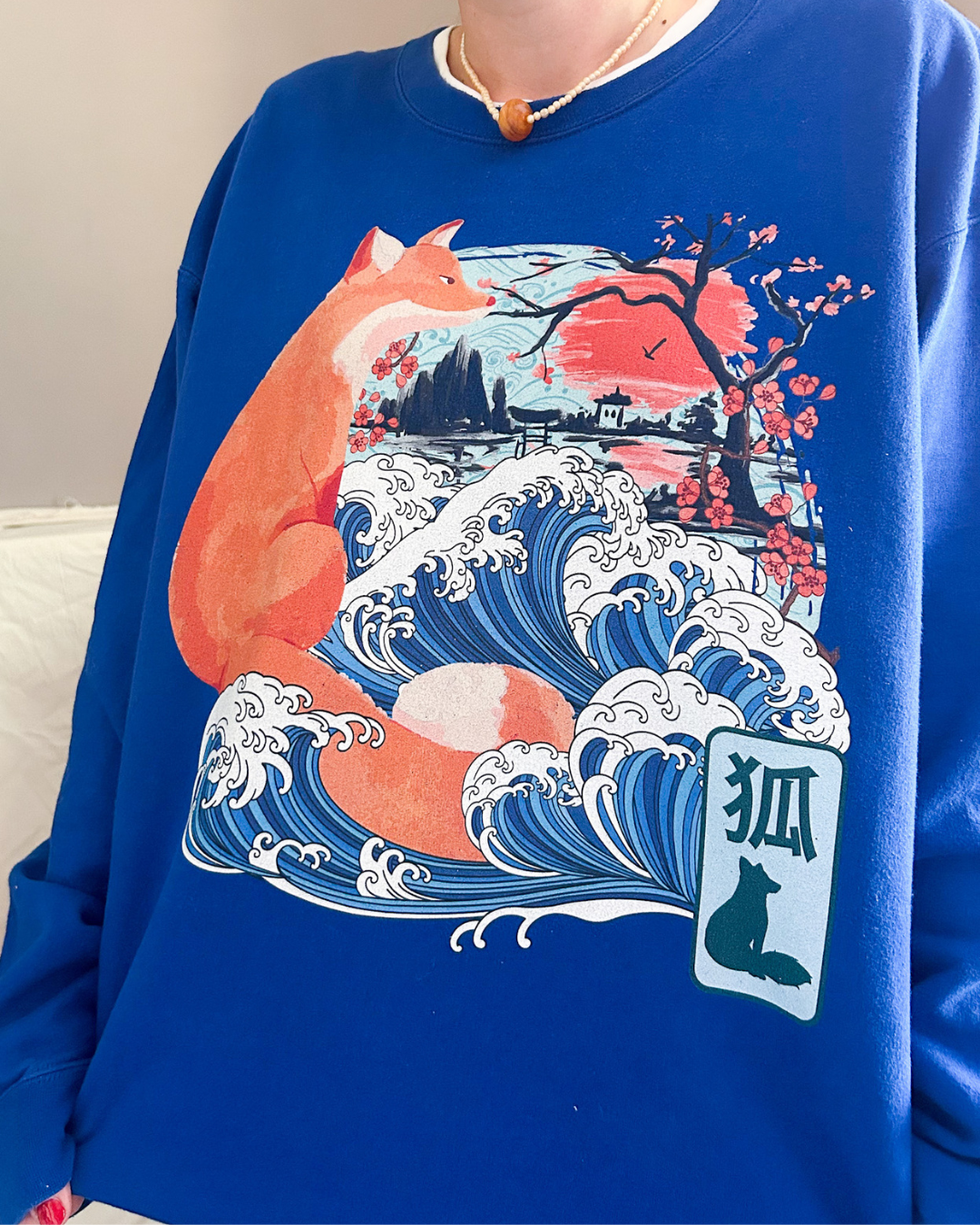 2000's Sweatshirt With Great Wave Print, approx Size 14-20