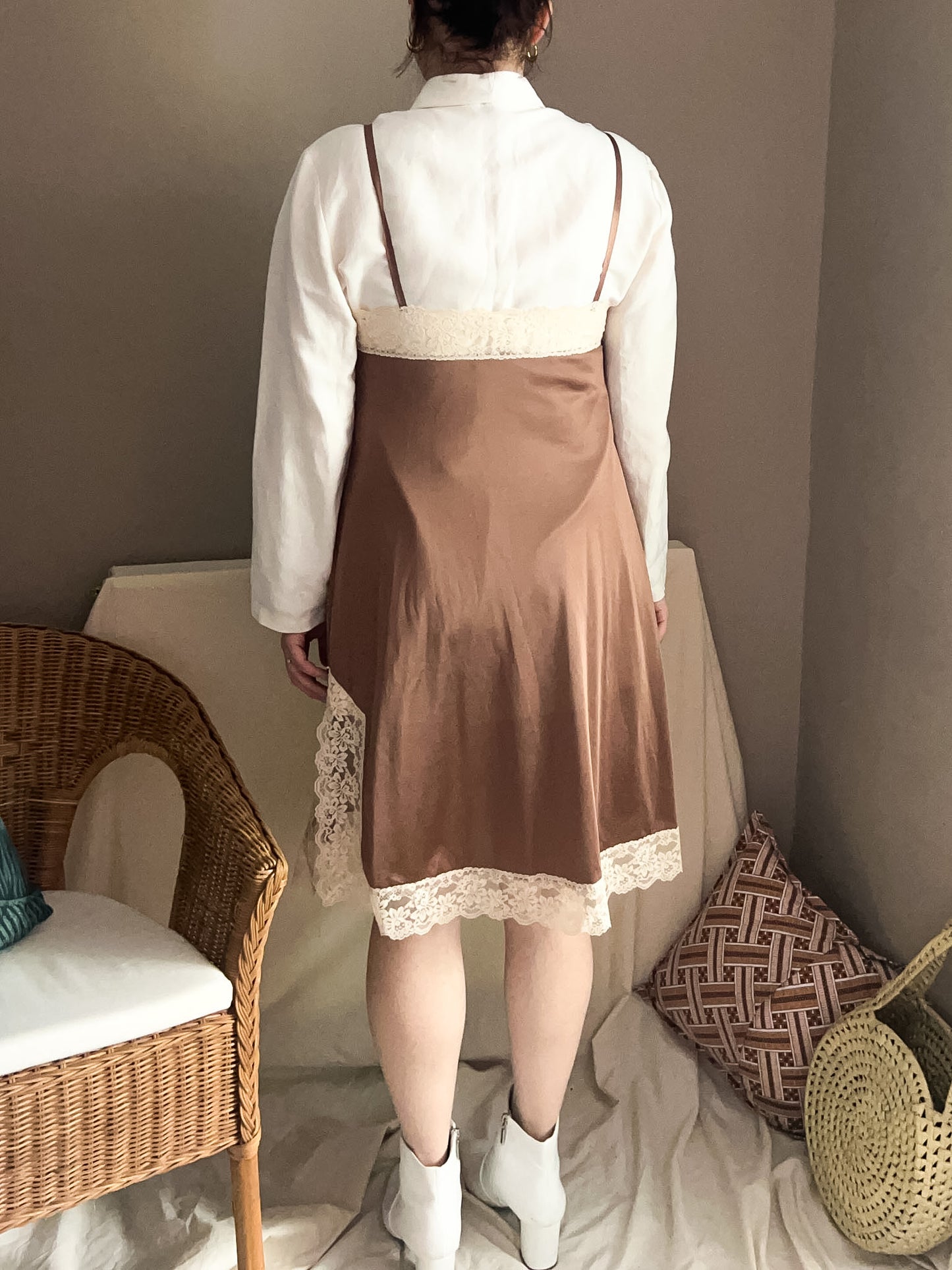 Vintage 70s Lace Slip, size approx 10-12