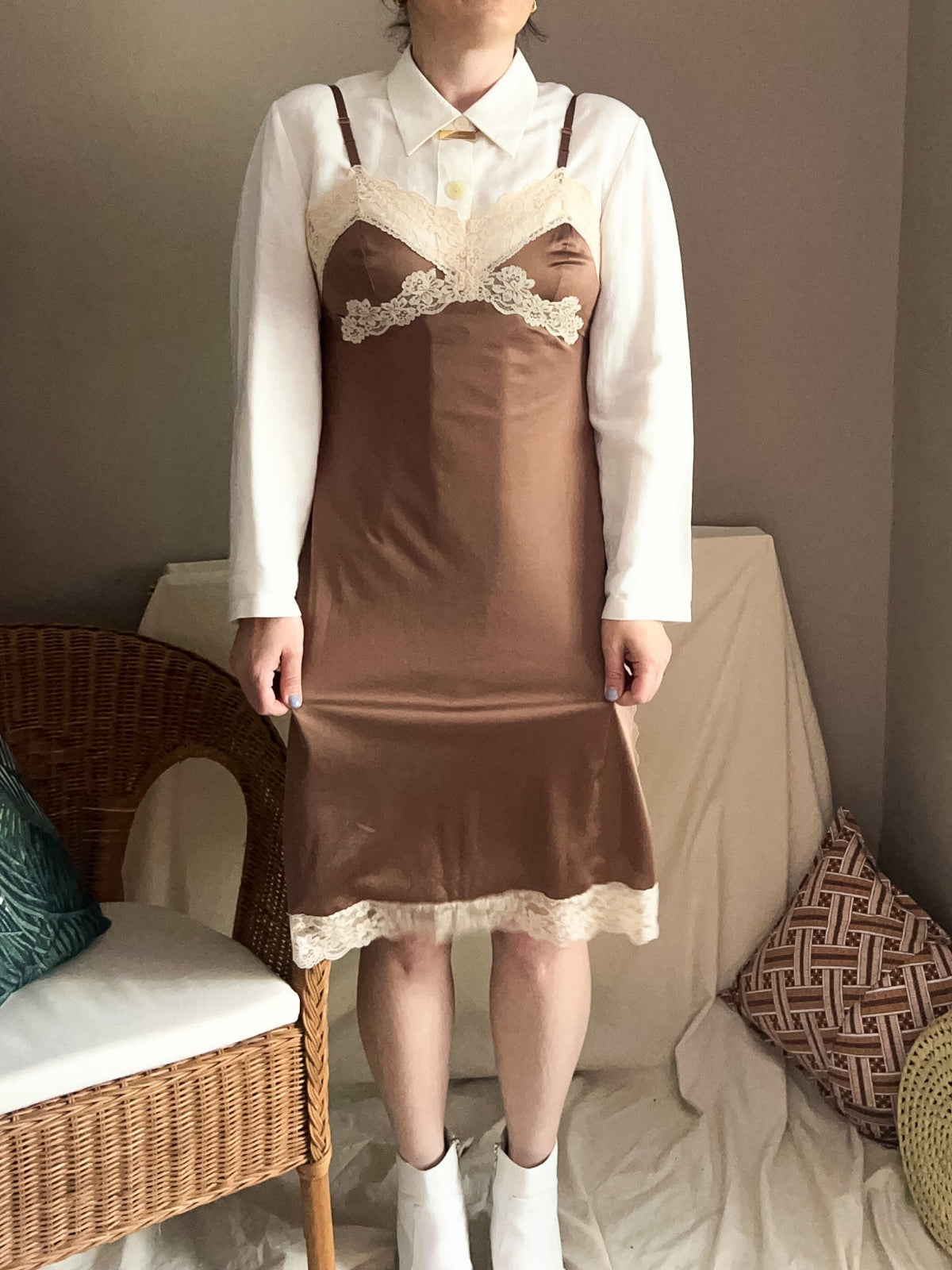 Vintage 70s Lace Slip, size approx 10-12