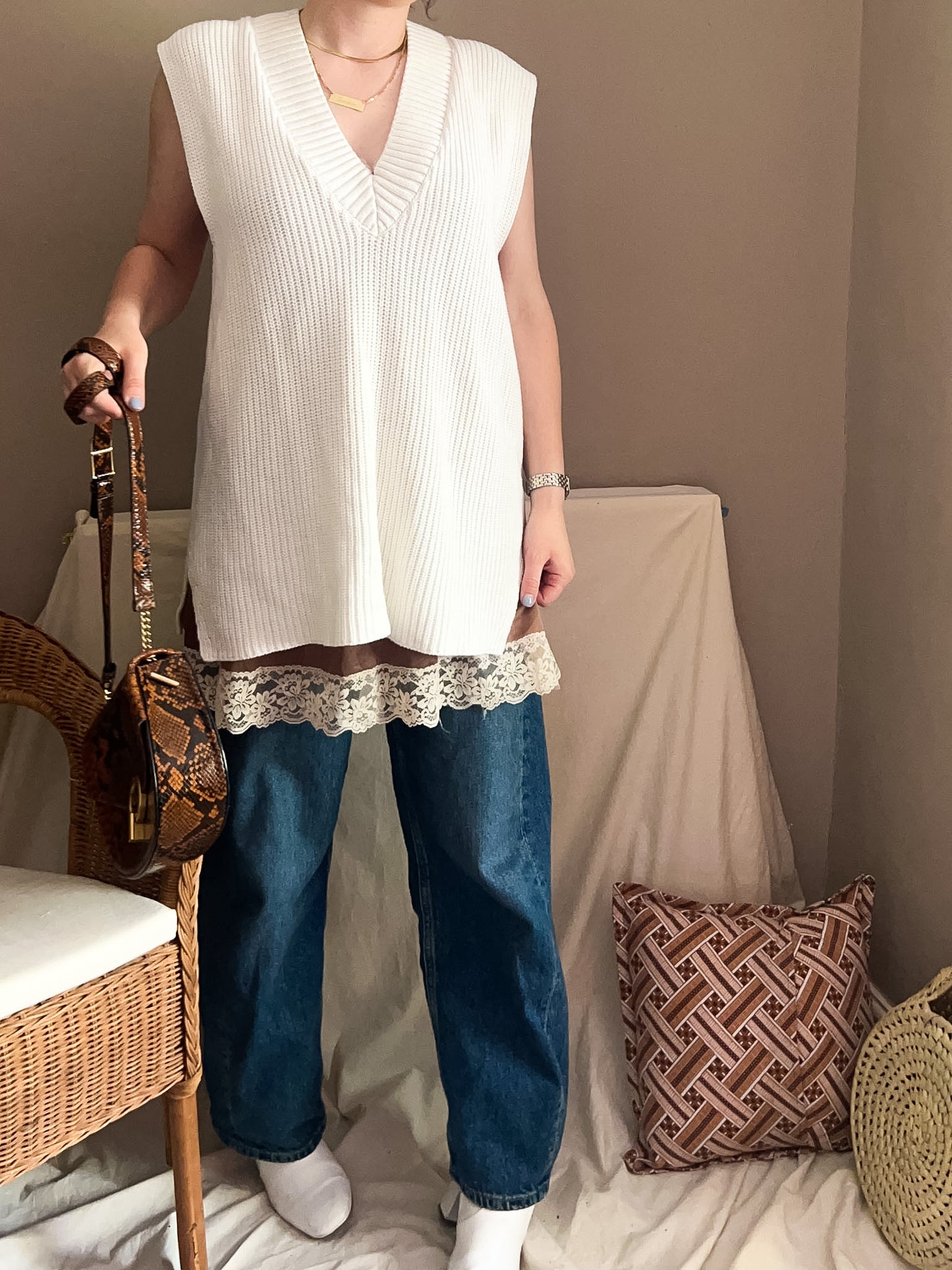 Vintage 70s Lace Slip, size approx 10-12