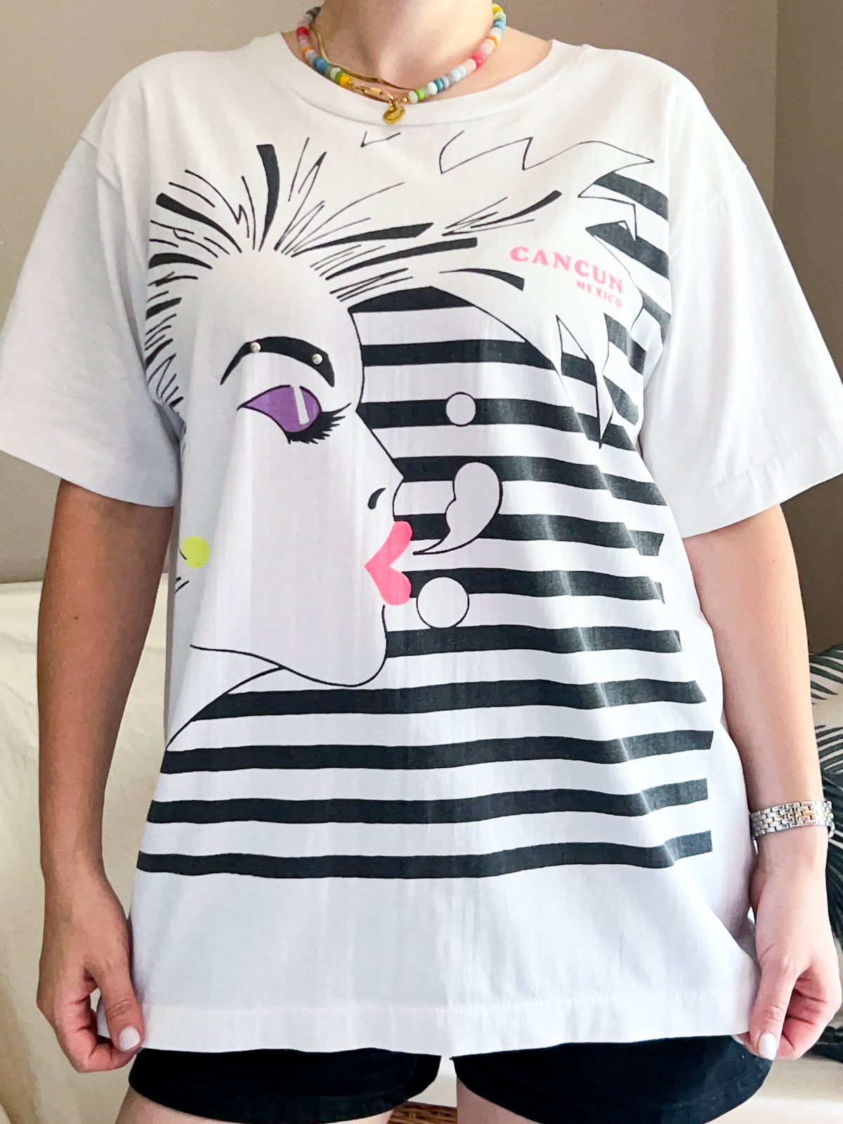 Vintage Cancun Graphic Single Stitch Tee - approx fit up to size 18