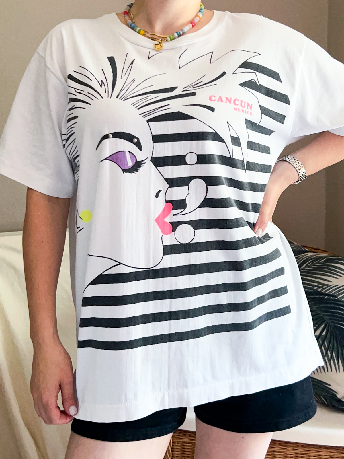 Vintage Cancun Graphic Single Stitch Tee - approx fit up to size 18