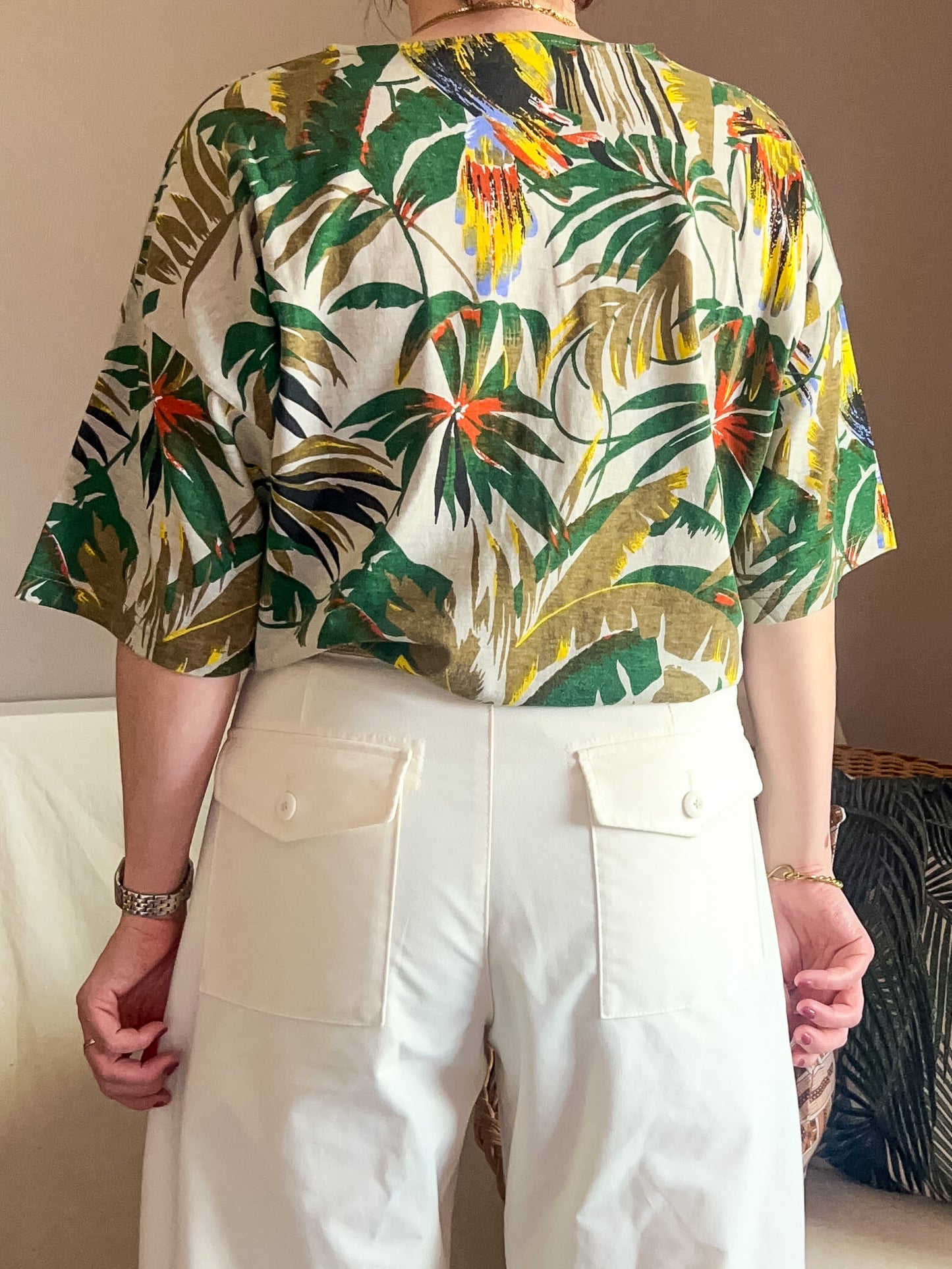 Vintage Tropical & Bird Print Tee  - approx Size 12-18